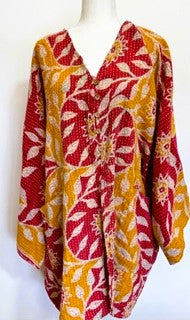 4 Button Short Kantha Cotton Tunic is Seasonless (Red)