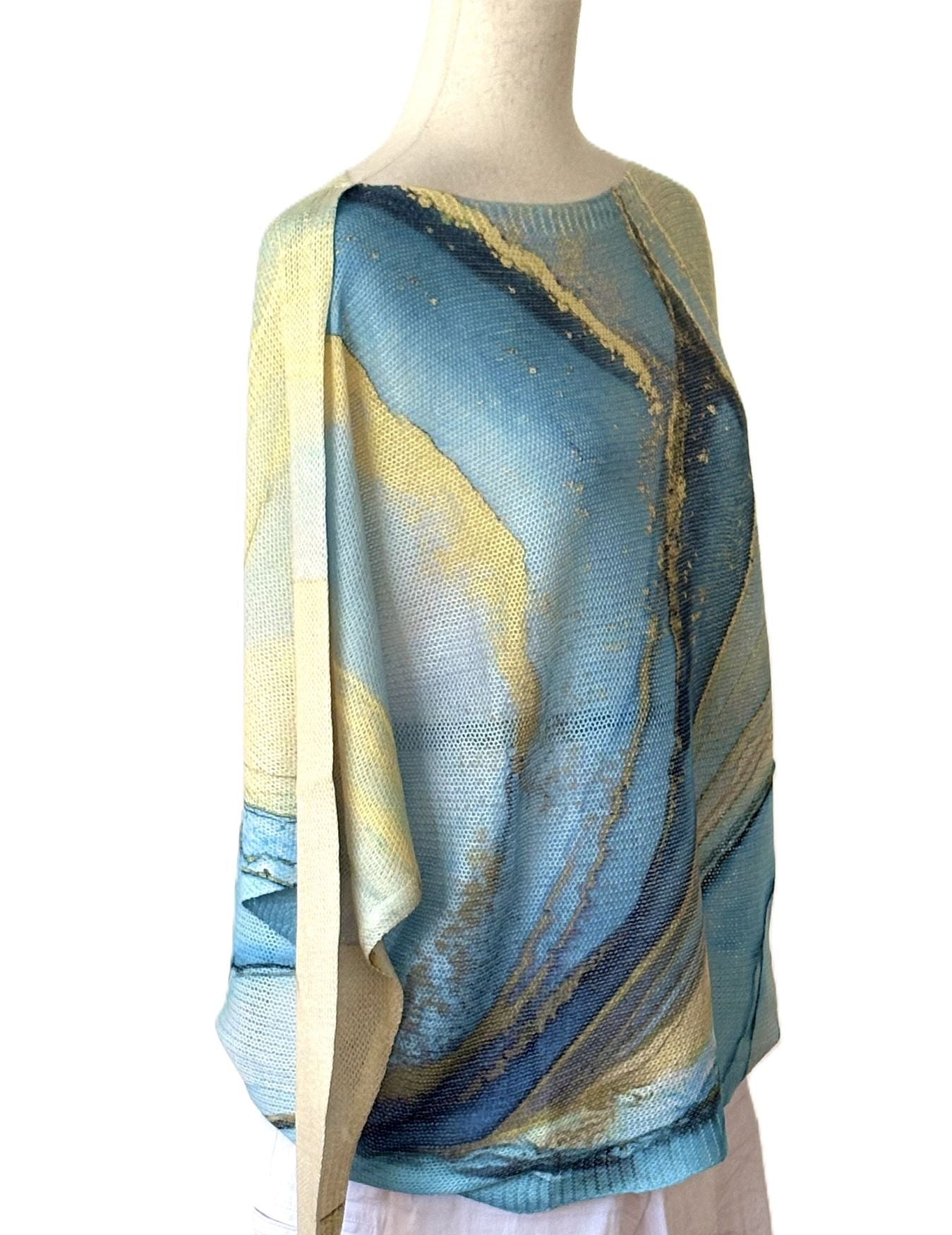 Italian Knit Blue Swirl Round Neck Sweaters (2 Colors)