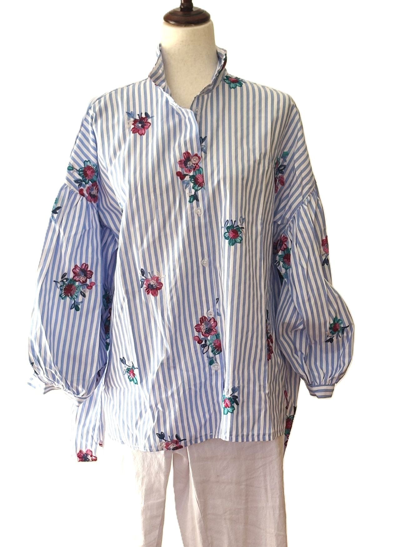 Tops: Italian, One Size Embroidered Light Blue Striped Cotton
