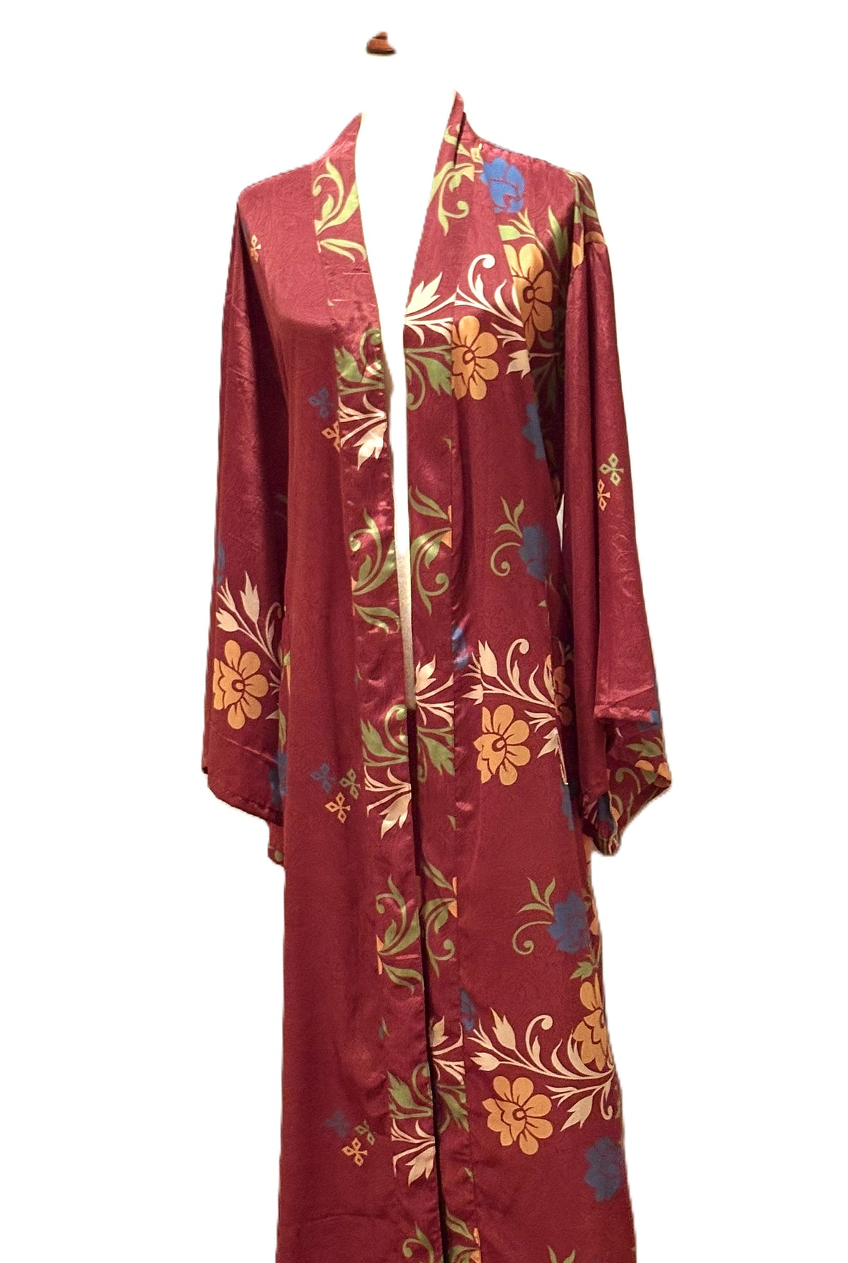Traditional Long Silk Kimono Duster In A Floral Spray Print. (Wine)