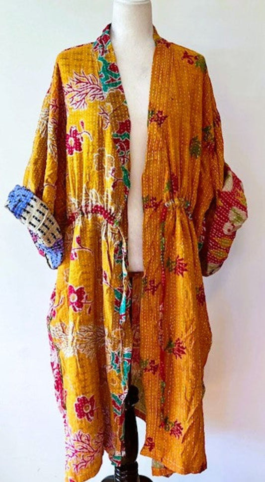 Kantha Bae Dreamweaver Kimono Is A Statement Piece. (Mixed Print)