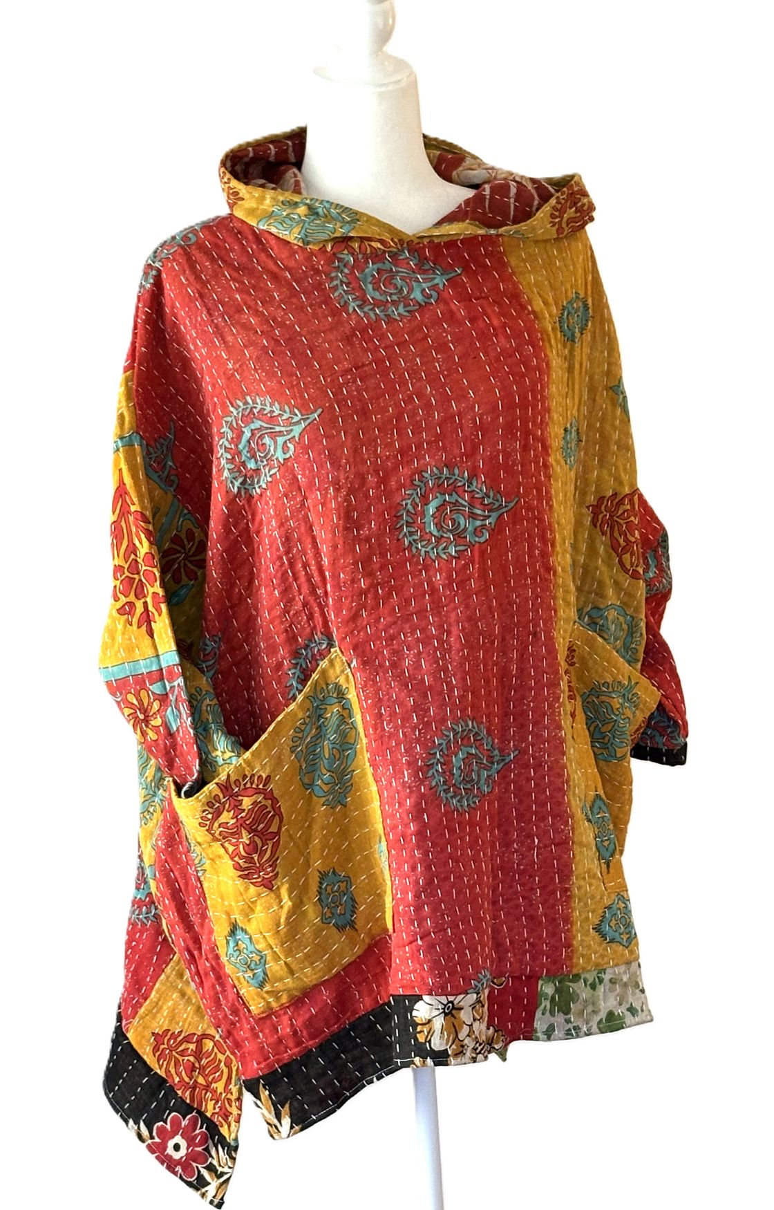 Kantha Bae Dream Lightweight Hoodie Pullover. (Red floral)