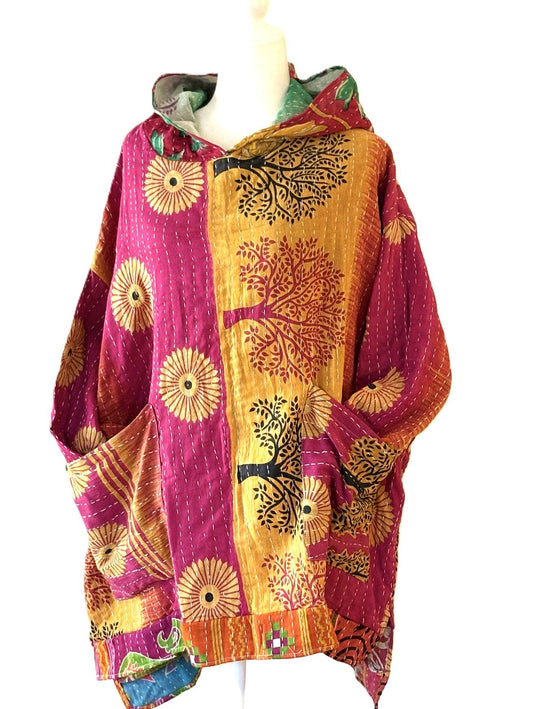 Kantha Bae Dream Lightweight Hoodie Pullover. (Fuschia)