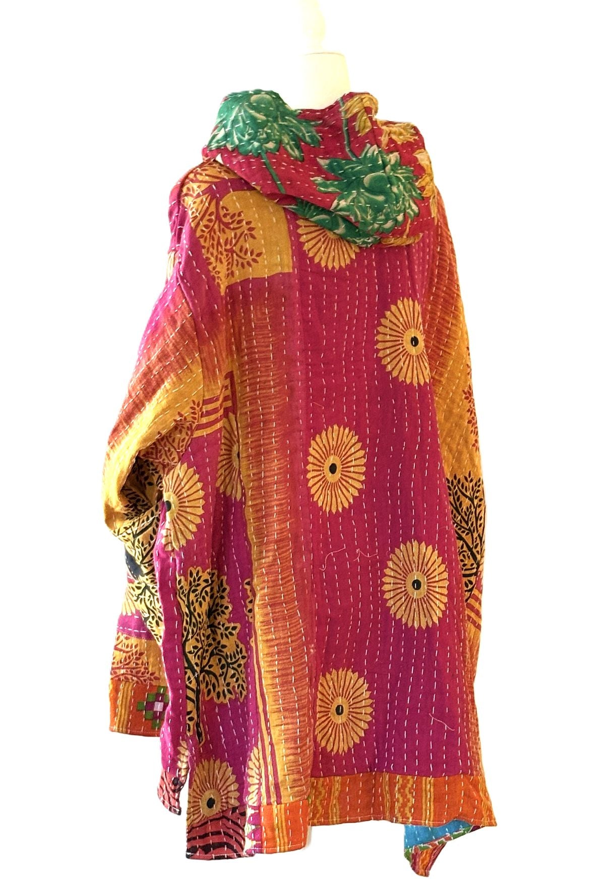 Kantha Bae Dream Lightweight Hoodie Pullover. (Fuschia)