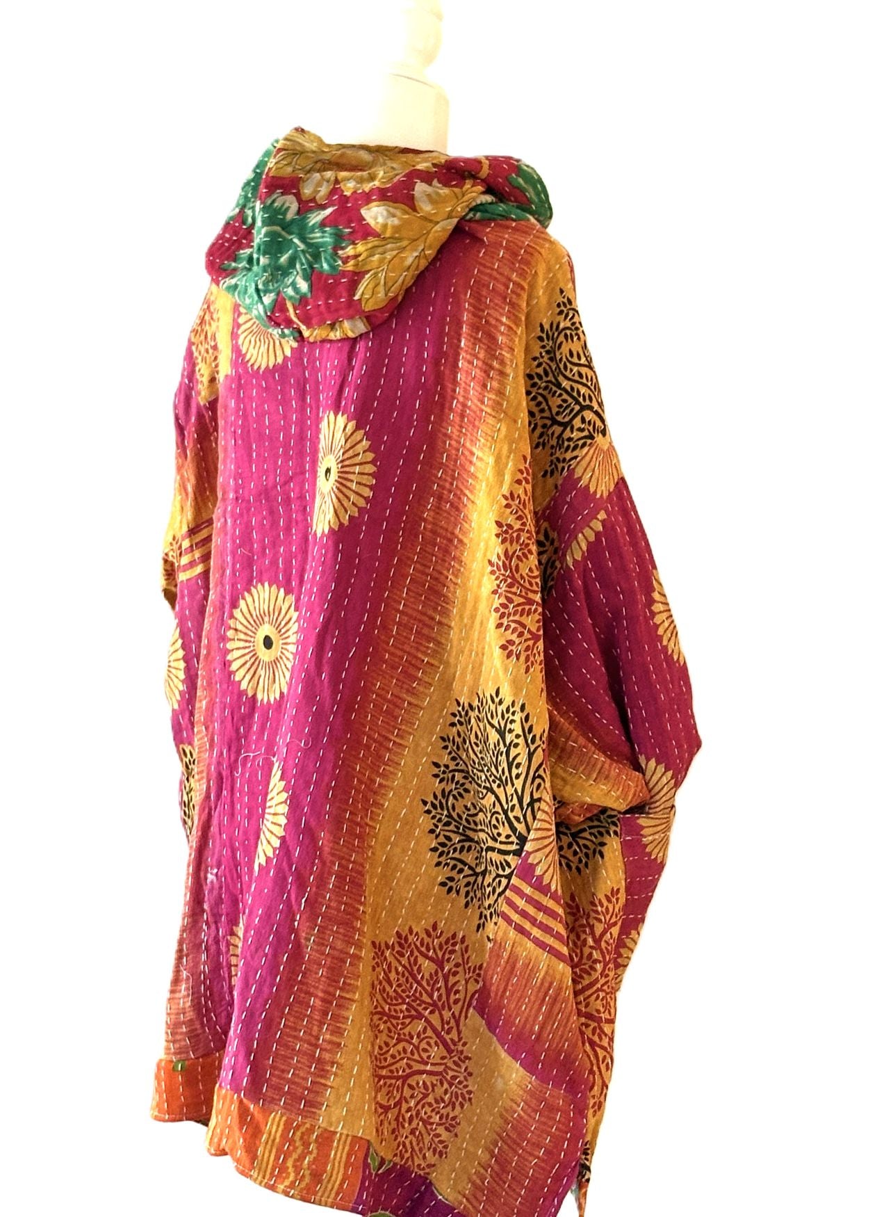 Kantha Bae Dream Lightweight Hoodie Pullover. (Fuschia)