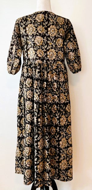 Cotton Block Print Midi Dress Is A Sophisticated Dress (Black)