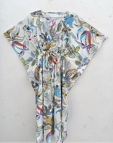 Beautiful Classic Handmade Caftan. Lounging, Beach or Pool Perfect. (Abstract)