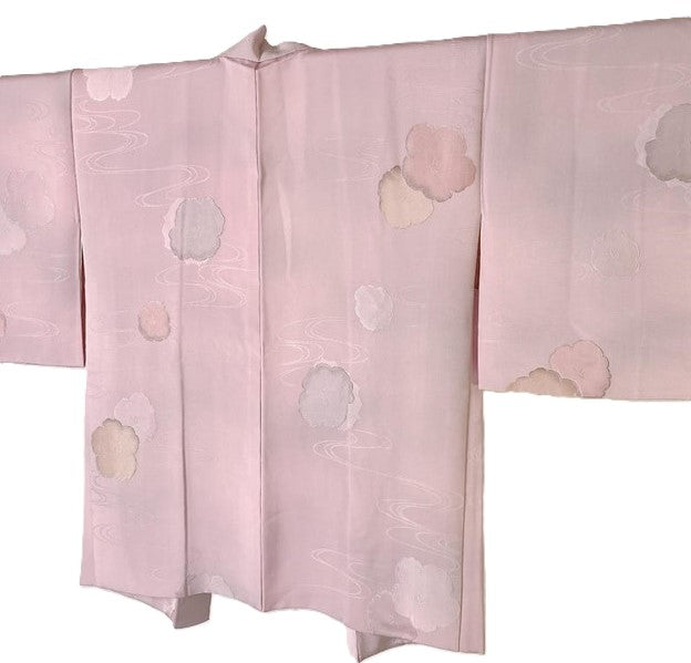 Luxurious Silk Haori Kimono Top. Soft, Supple, and Flattering (Lilac)