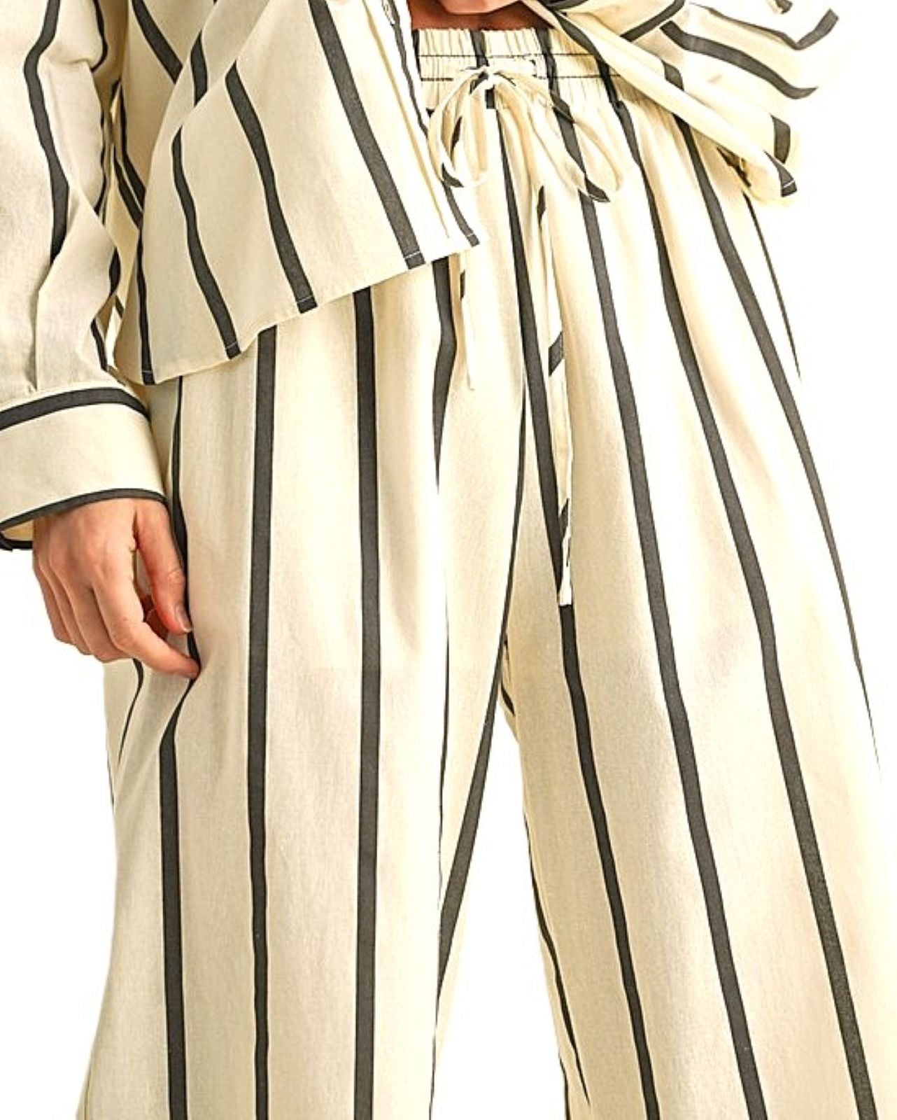 Stripe Straight Legs Pants with Elastic Band (Cream Black)