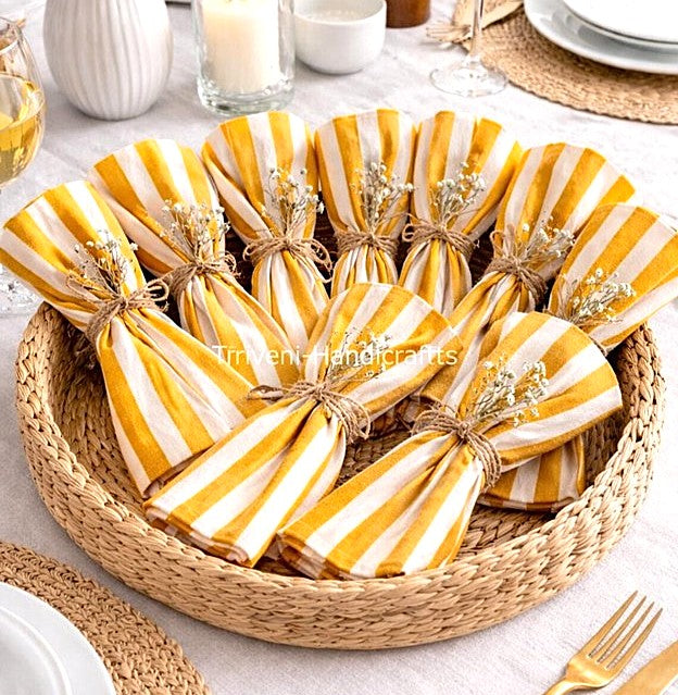 Contemporary Rectangle Floral Tablecloth In An Unusual Colormix.