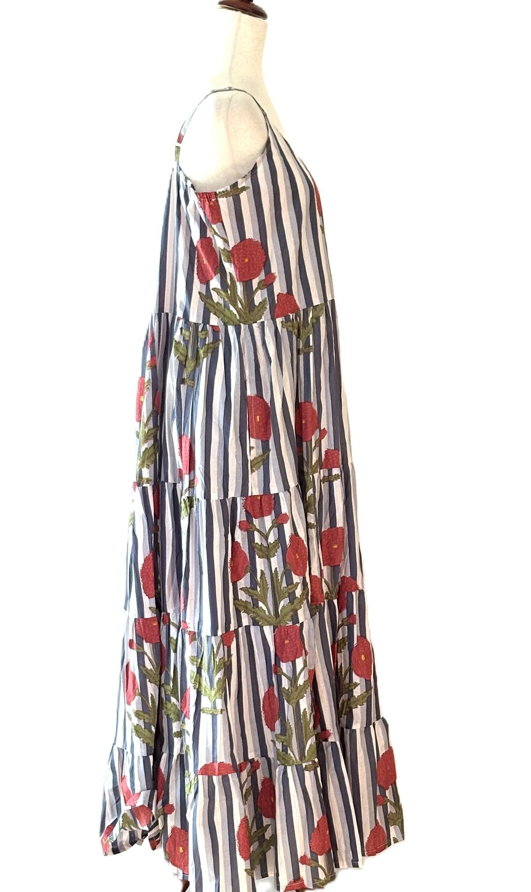 Dresses, Strappy Tiered Midi Length Floral On Stripe Is A Favorite