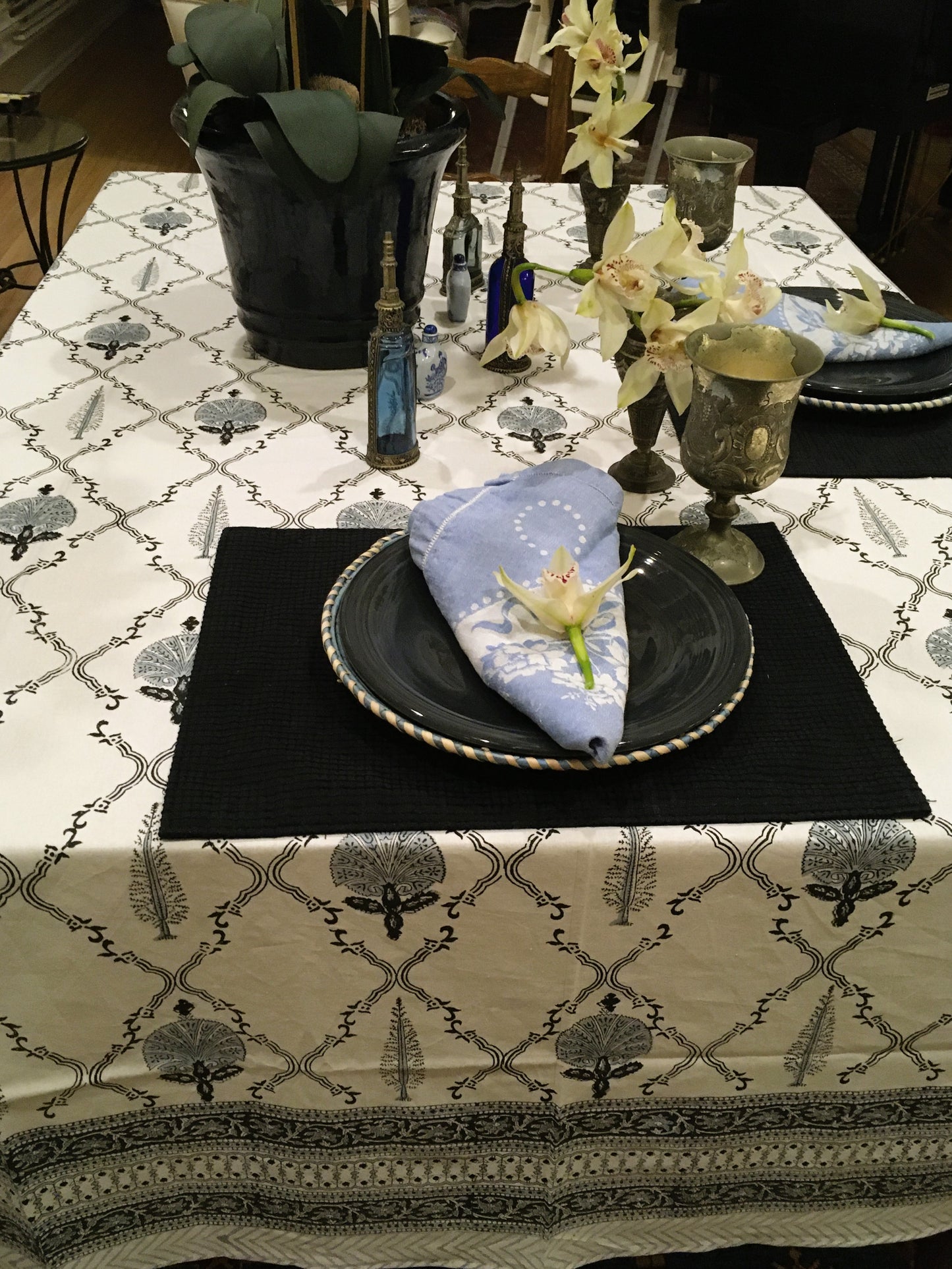 Elegant Floral Block Print With Extraordinary Border Pattern Elevates Any Dinner