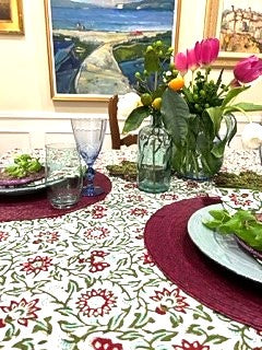 Set of Fields of Green Cotton Block Print Table Cloth with Napkins (60 X 90)