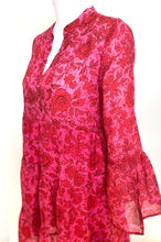 Perfect Dress for Women of All Ages. Printed silk dress - Saint-Tropez short